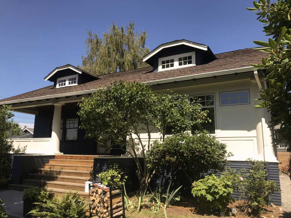 Exterior painting our work Vanhousing